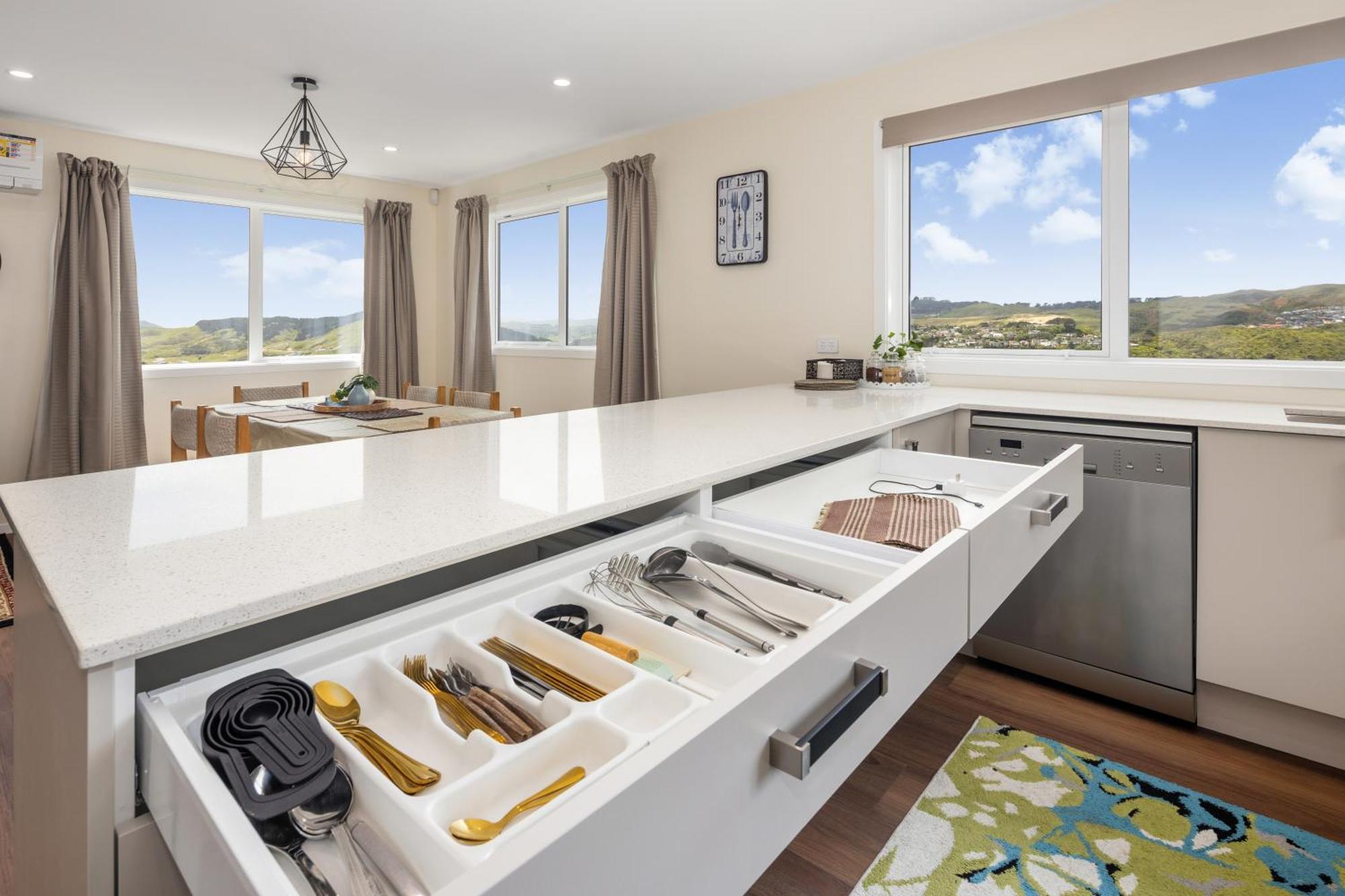 Stunning View, Privacy, Close To Ferry & Brand-New Wellington Kültér fotó